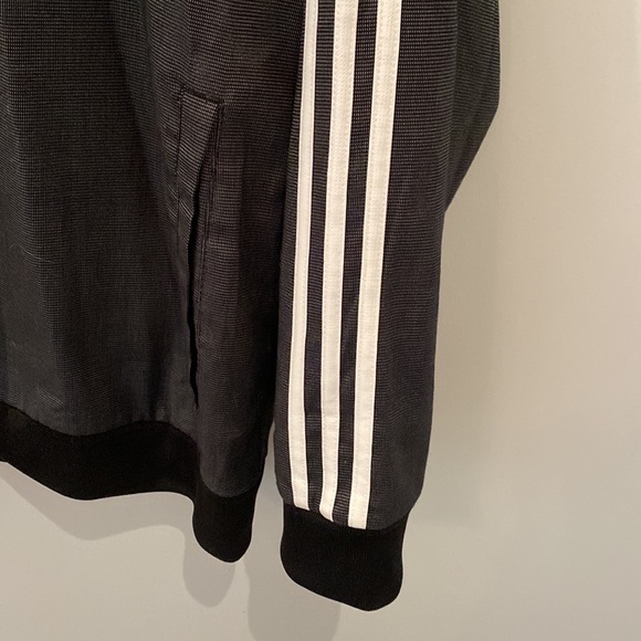 Adidas’s ‘track style’ jacket size L men’s - Picture 4 of 7